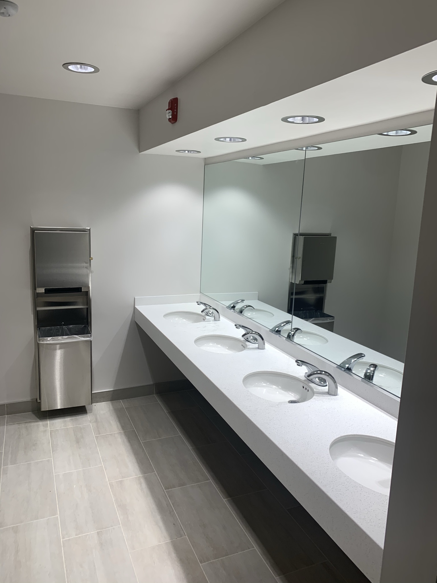 https://www.revoindustriesinc.com/wp-content/uploads/2021/07/IMG_3191-1.jpeg